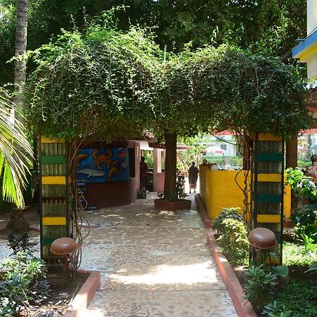 Colonia De Braganza Resorts 卡兰古特 外观 照片