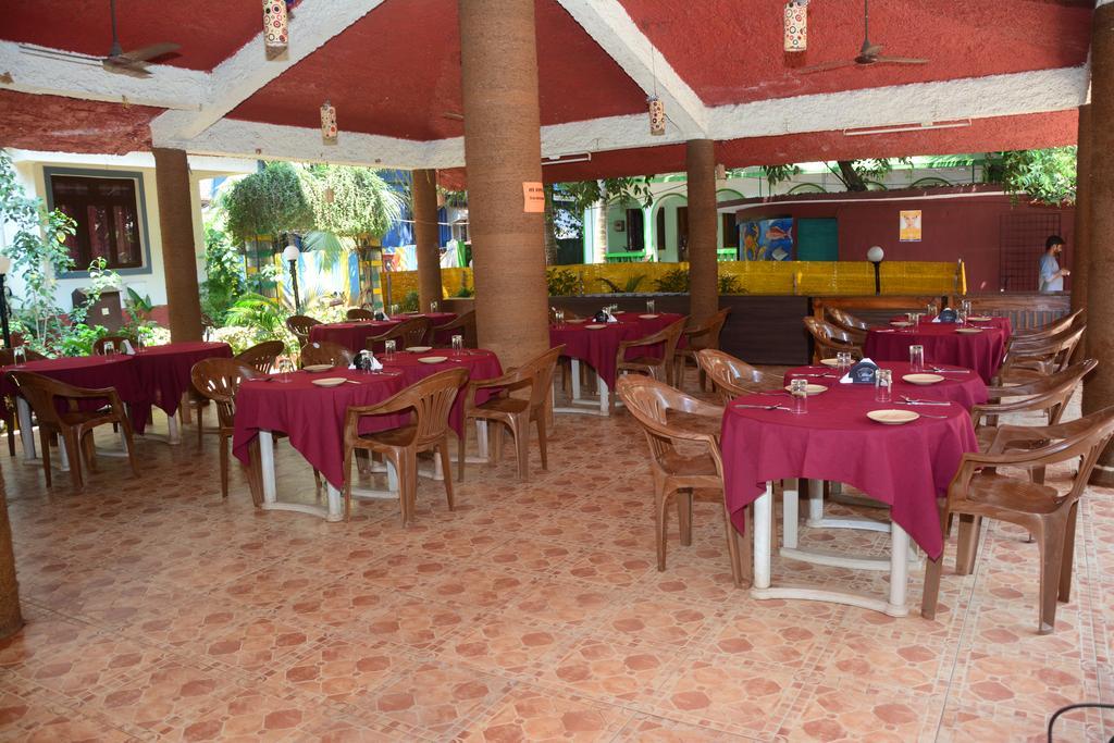 Colonia De Braganza Resorts 卡兰古特 外观 照片